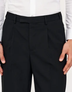 Relaxed Fit Pleated Dress Pants in Black