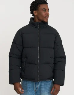 Ripstop Puffer Jacket in Black