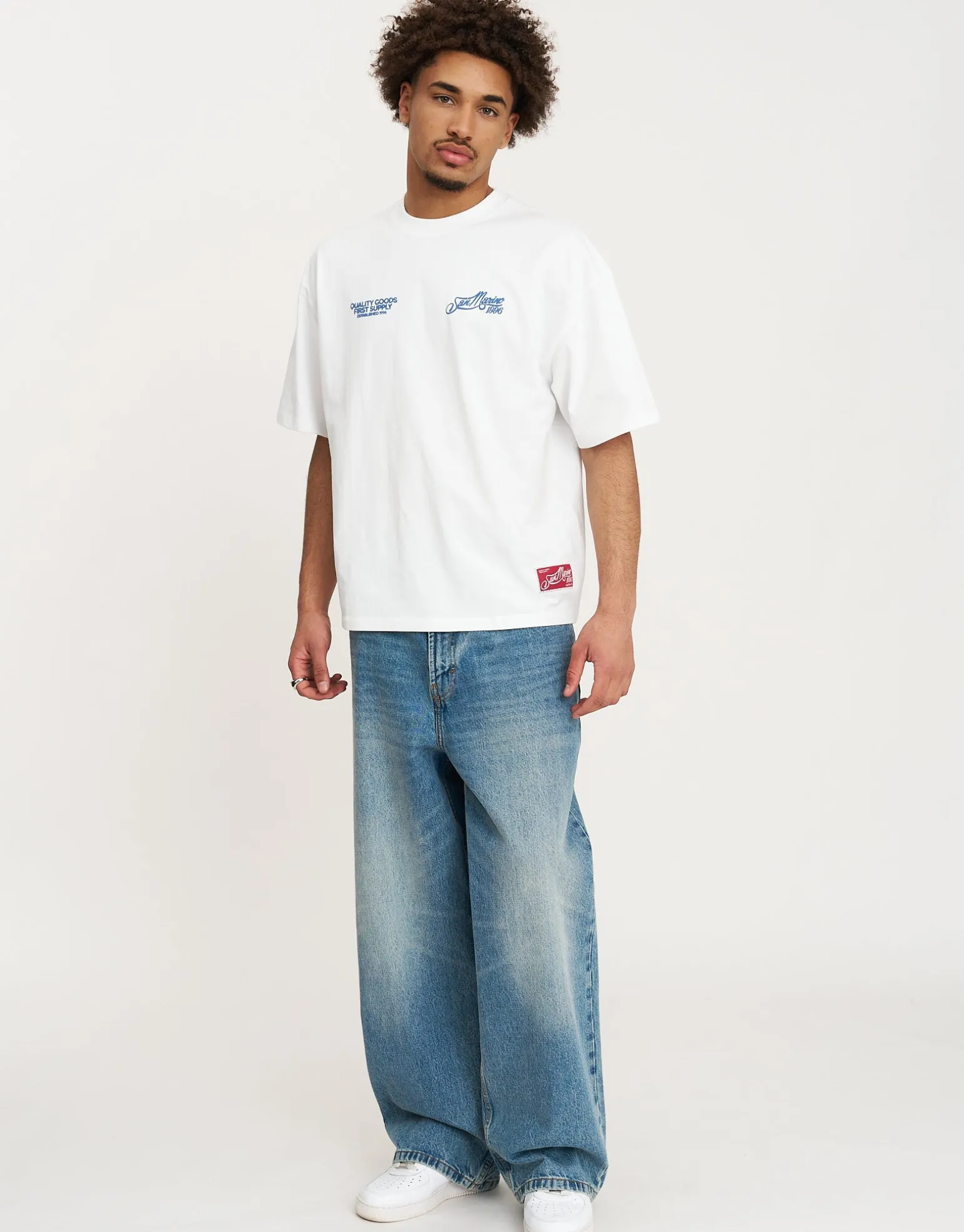 San Marino Quality Goods Tee in Blanc