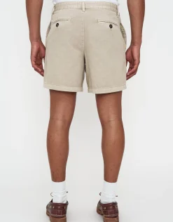 Short Chino Shorts in Black