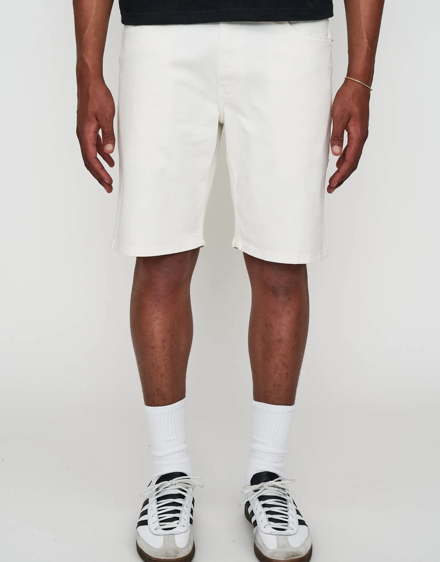 Slim Denim Shorts in Stonewash Sky
