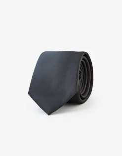 Slim Plain Tie in Black