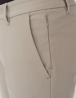 Smart Flex Everyday Shorts in Sand