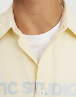 Stacked Stactic Printed Short Sleeve Shirt in Yellow/white