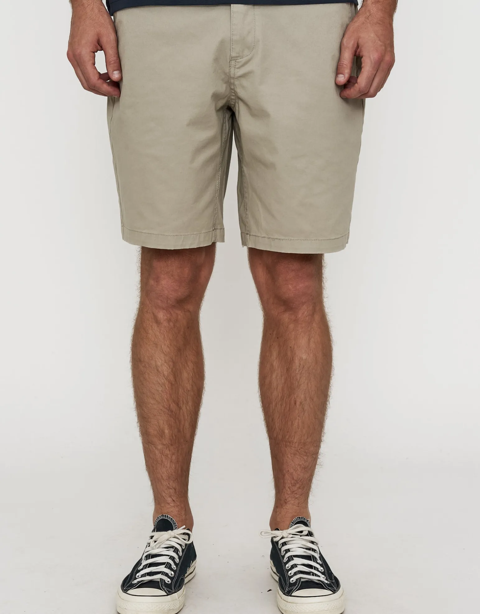Stretch Chino Slim Fit Shorts in Sand