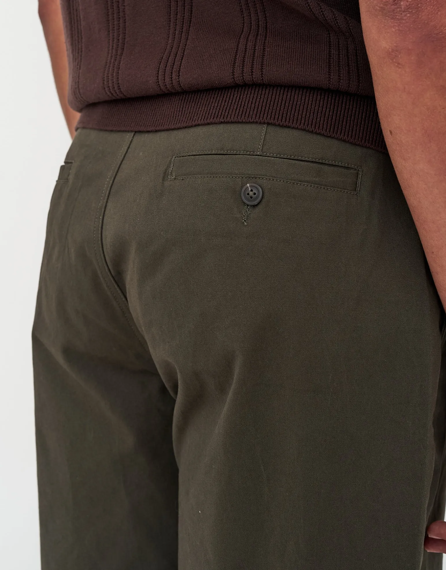 Stretch Chino Slim Fit Shorts in Sand