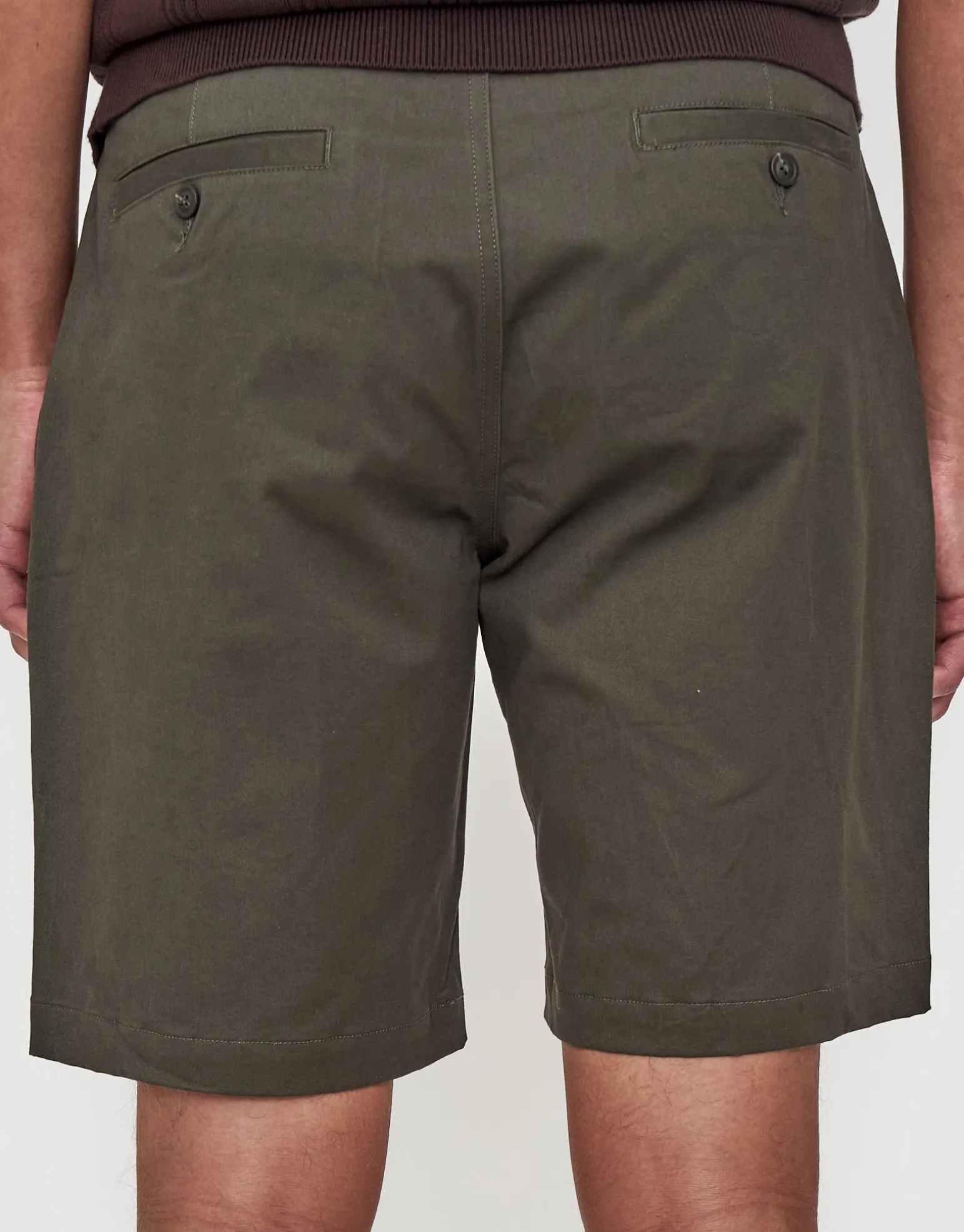 Stretch Chino Slim Fit Shorts in Sand