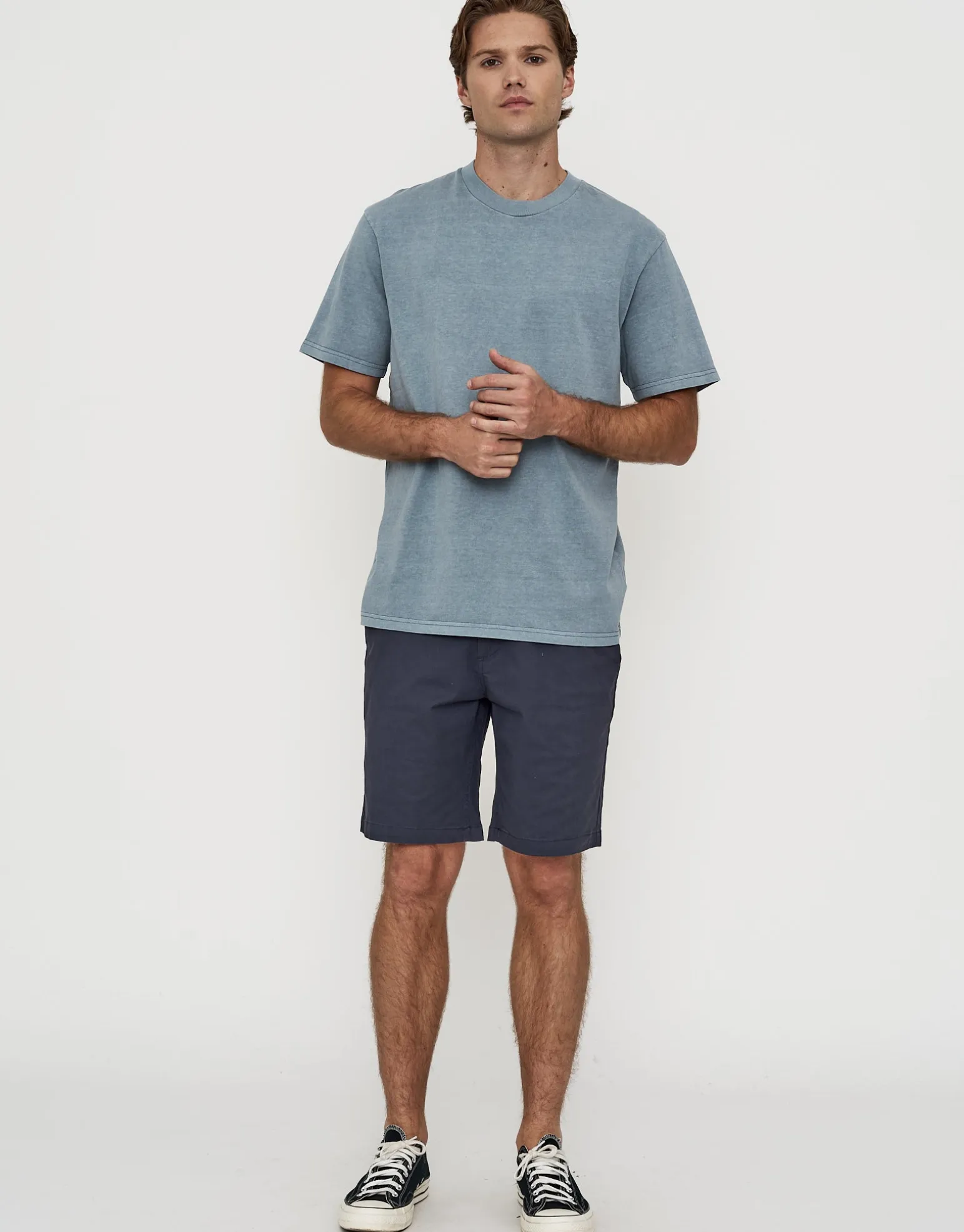 Stretch Chino Slim Fit Shorts in Sand