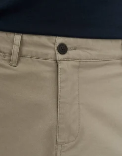 Stretch Chino Slim Fit Shorts in Navy