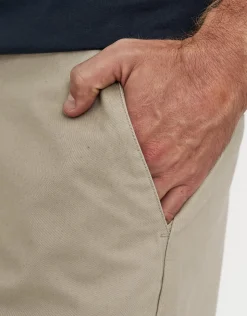 Stretch Chino Slim Fit Shorts in Mid Grey