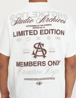 Studio Archives Stacked Tee in Blanc