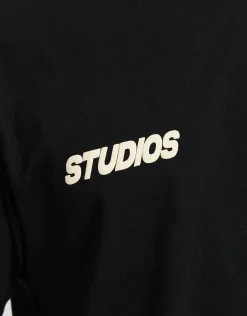 Studios Relaxed Fit T Shirt in Black 002