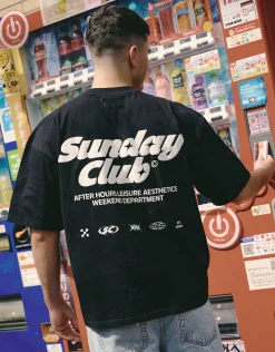 Sunday Club Box Fit T Shirt in Solid Black