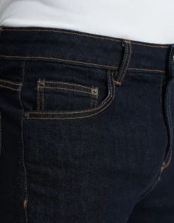 Taper Fit Jeans in Raw