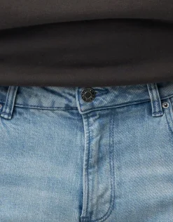 Taper Fit Jeans in Raw