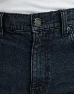 Taper Fit Jeans in Snow Wash