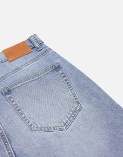 Taper Fit Jeans in Solid Black