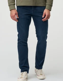 Taper Fit Jeans in Solid Black