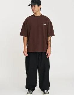 Textured Ace Supply Box Fit T-Shirt in Bitter Brown
