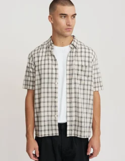 Textured Check Short Sleeve Shirt in Off White