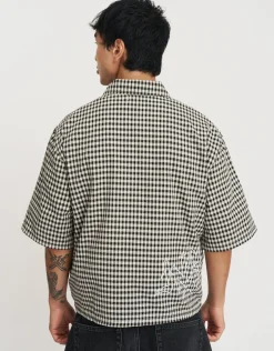 Textured Cropped Embroidered Shirt in Black