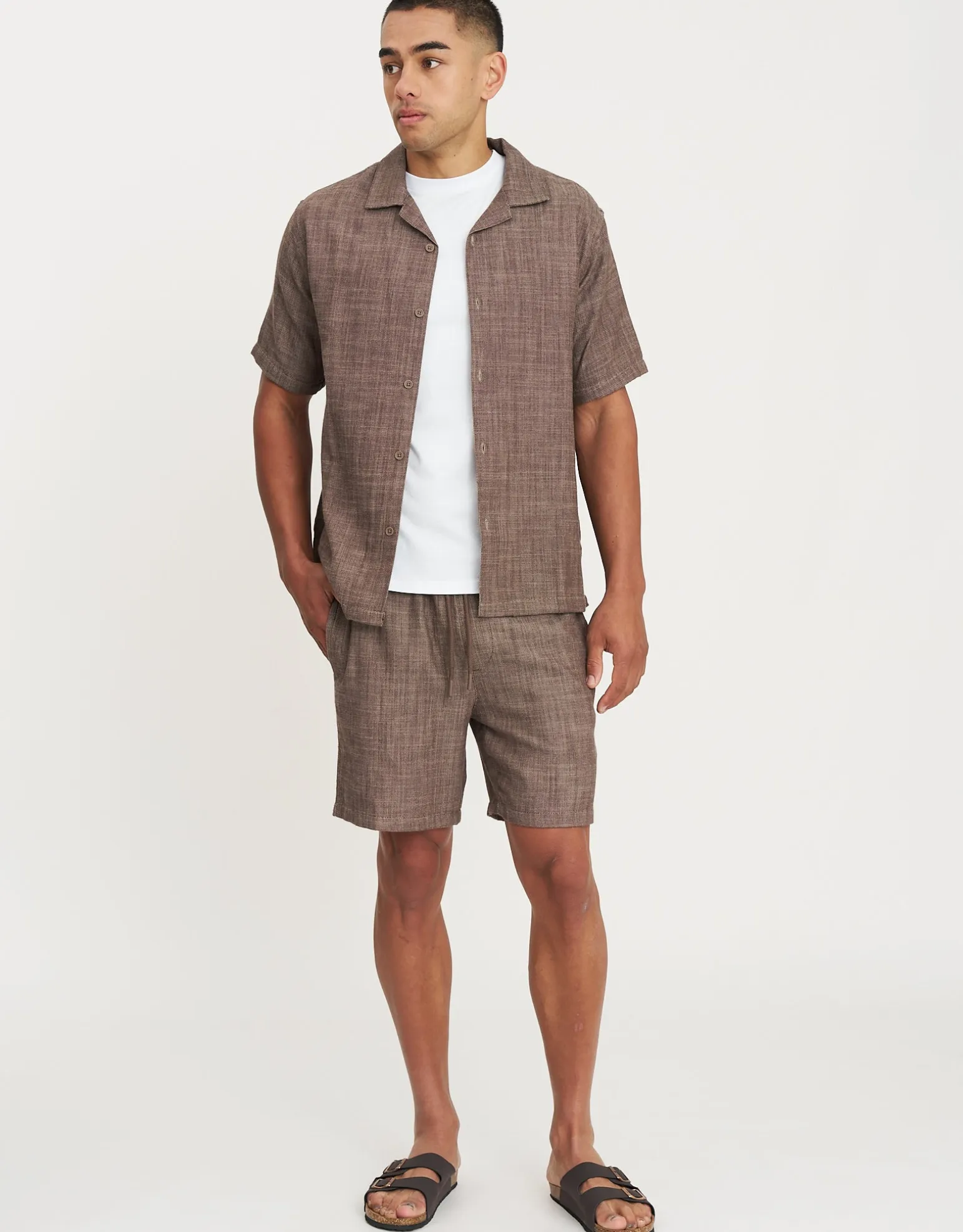 Textured Elastic Waist Shorts in Bone