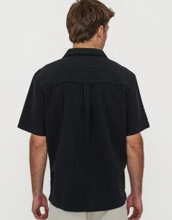 Textured Short Sleeve Shirt in Charcoal