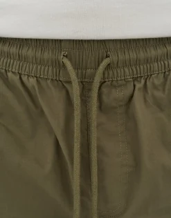 Training Club Everyday Shorts in Charcoal