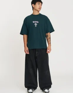 Trinity Wings Box Fit T Shirt in Pine Green