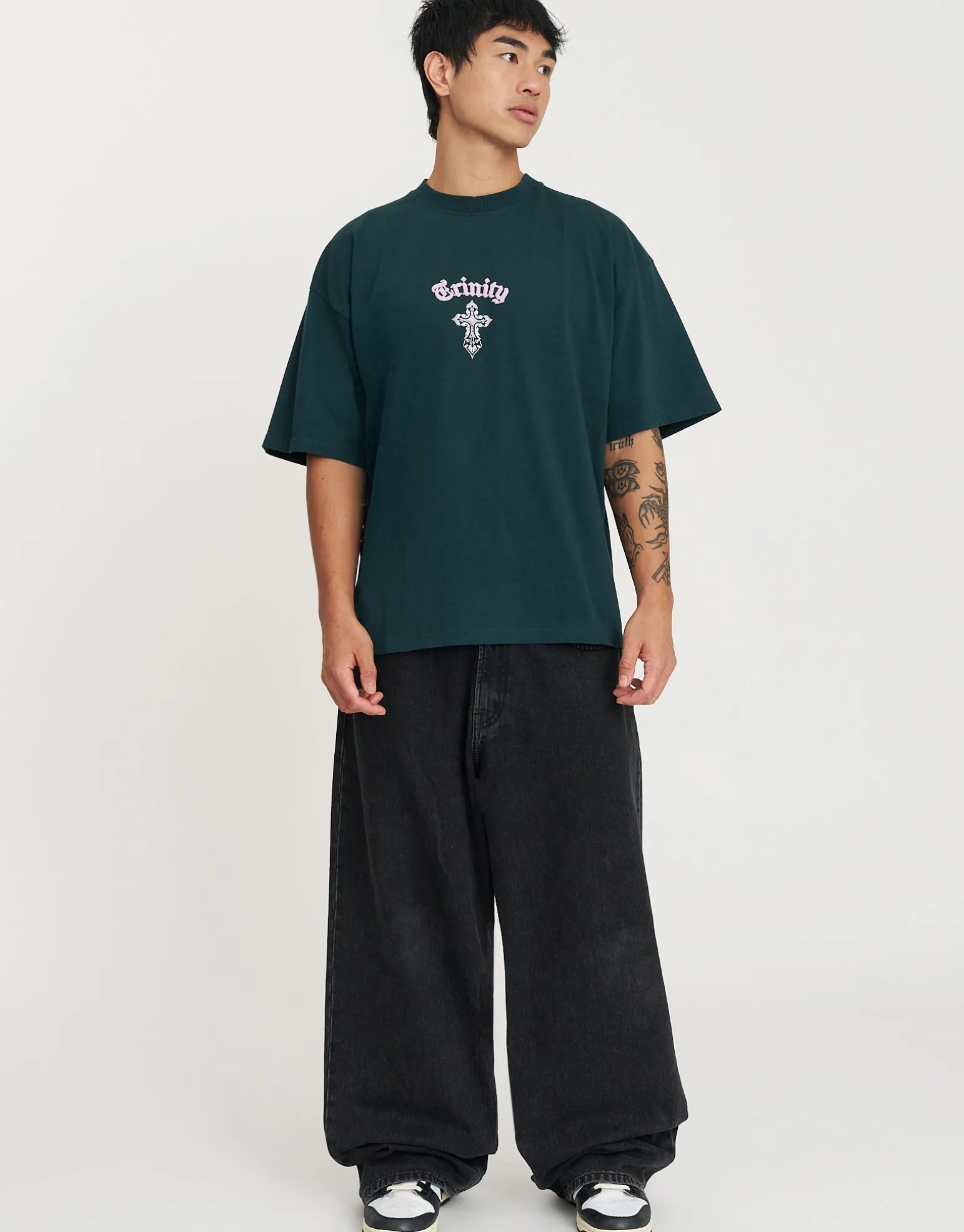 Trinity Wings Box Fit T Shirt in Pine Green