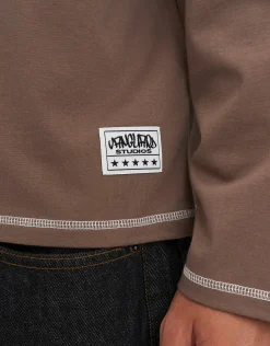 Vanguard Cropped Long Sleeve T Shirt in Wood Smoke