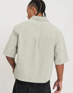 Vanguard Cropped Short Sleeve Shirt in Green/white