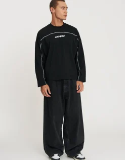 Vapor Cropped Long Sleeve T Shirt in Black