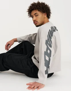Vapor Textured Long Sleeve T Shirt in Black