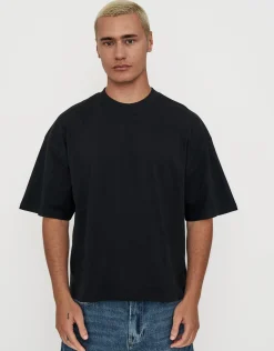 Vintage Box Fit T Shirt in Solid Black
