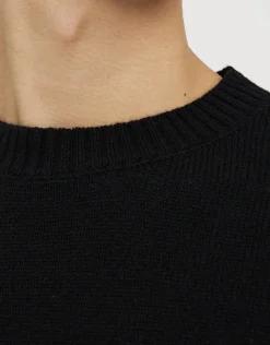 100% Wool Crew Neck Knit in Oat